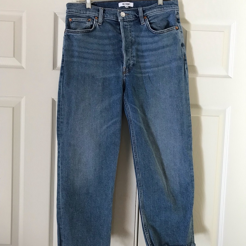 Re/Done cropped Stovepipe jeans. Raw hem. Relaxed hem.